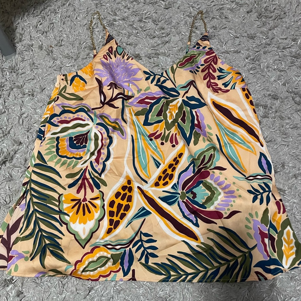 Cupcakes and Cashmere sleeveless top